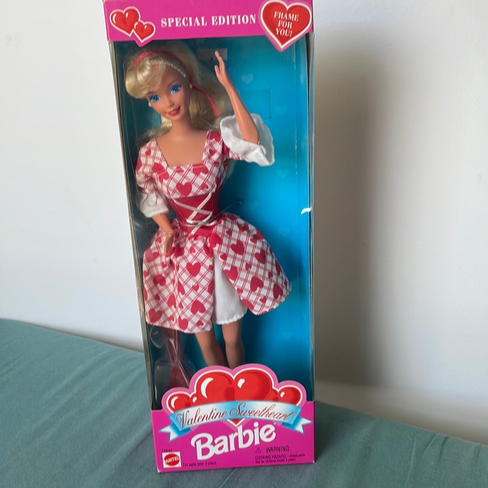 New Barbie Valentine Sweetheart Special Edition